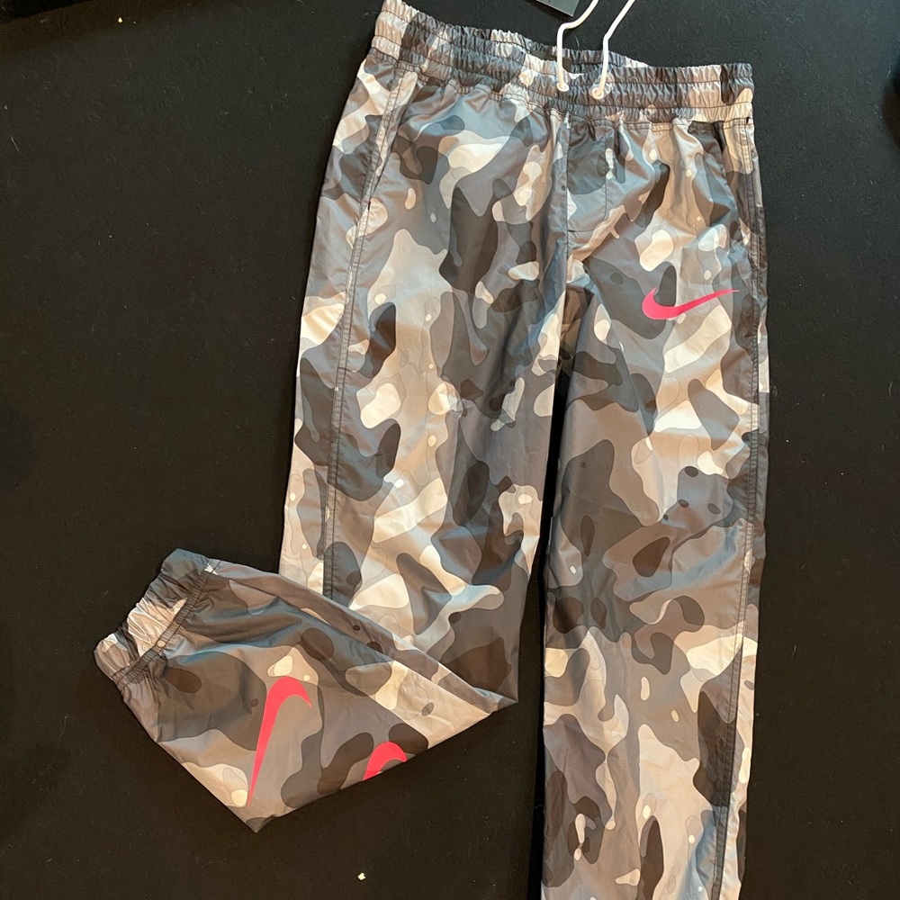 Women’s Nike Parachute Jogger